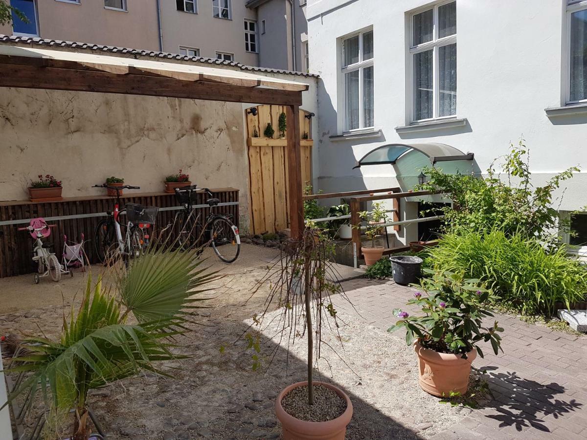 Pension Zum Birnbaum Brandenburg  Eksteriør billede